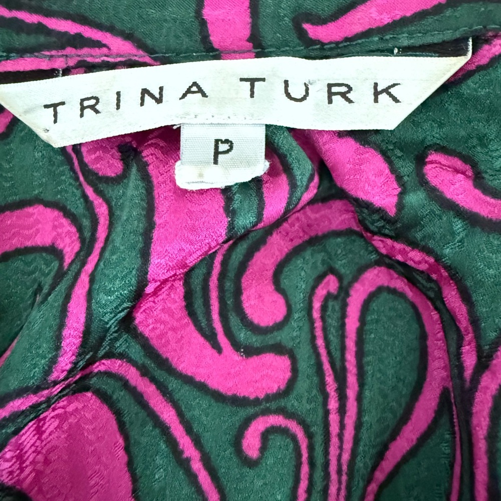 Trina Turk 100% Silk Jacquard Blouse Pink Green Button Front Resort Top Petite - Picture 6 of 7